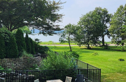 Back Cove House | Beautiful, single story ranch. Next to city park with ocean view!