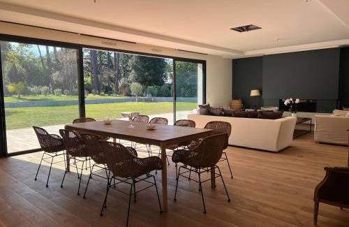 Mesquer Villa | Beautiful south-facing architect's house!