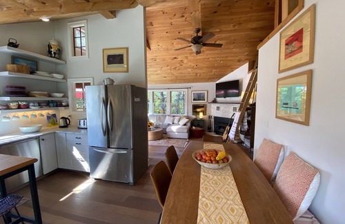 Shinnecock Hills Cottage | Beautiful Southampton Cottage with Saltwater Pool steps from Bay