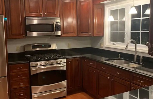 Saratoga Springs House | Beautiful, Spacious & Clean