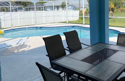 Port Saint Lucie House | Beautiful Spacious home with large heated Pool - Summer Fun and Winter Escapes