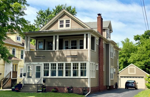 Syracuse Apartment | Beautiful, spacious 2 bdrm apartment in Syracuse with office space, WiFi and AC