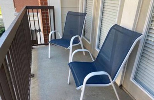The Galleria Apartment | Beautiful Spacious 2 bed/2bath Apartment in The Galleria