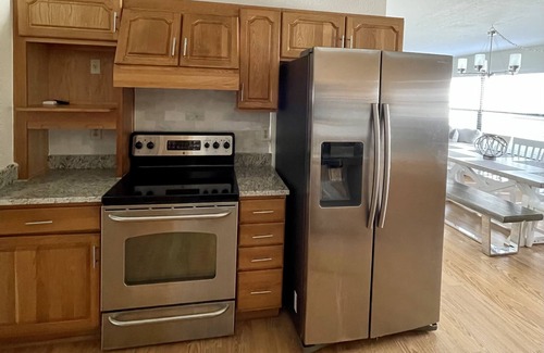 Clearwater House | Beautiful Spacious 3 bedroom home near Clearwater Beach, Pet friendly!