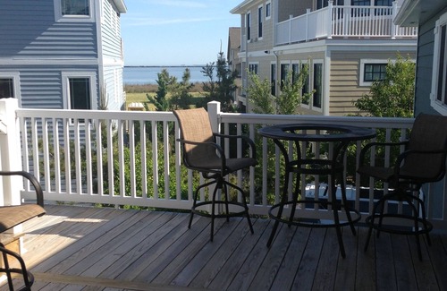 Lewes House | Beautiful, Spacious 4BR,Steps to the Beach,Pool & State Park