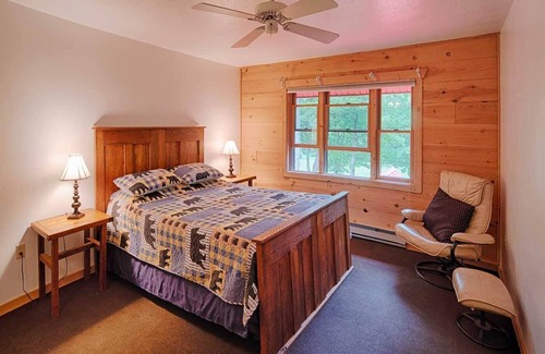 Champion Cabin | Beautiful spacious country home set on 22 acres that sleeps 27 people.