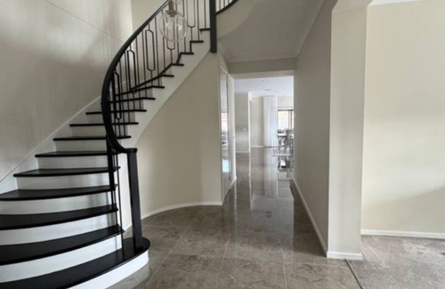Werribee House | Beautiful spacious home for family and friends!