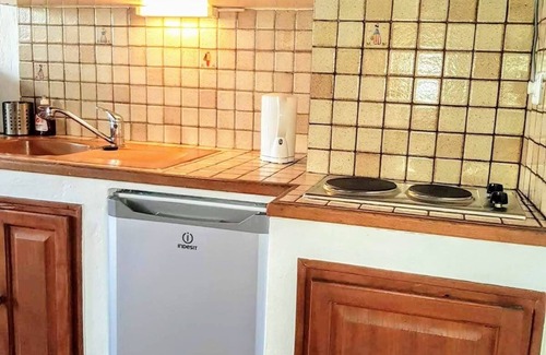 Antibes Old Town Apartment | Beautiful, spacious, split level Studio in Old Antibes with Air Conditioning