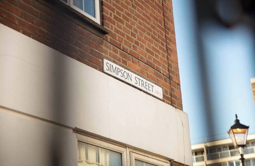 St. Mary's Park Apartment | Beautiful Split Level One Bedroom Apartment on