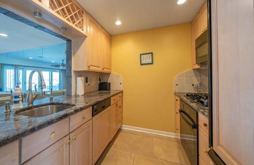 Stone Harbor House | BEAUTIFUL STONE HARBOR BAYFRONT 3BED/2 BATH POOL & BAY SLIP
