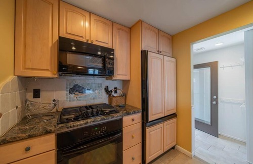 Stone Harbor House | BEAUTIFUL STONE HARBOR BAYFRONT 3BED/2 BATH POOL & BAY SLIP