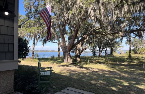 Daufuskie Island House | Beautiful Studio on inter coastal