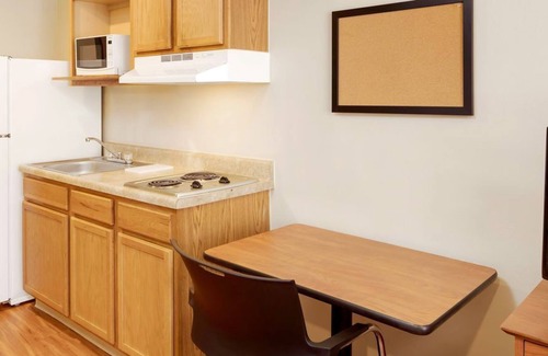 Hollyford Apartment | Beautiful Studio apartment (417526) by Houzlet