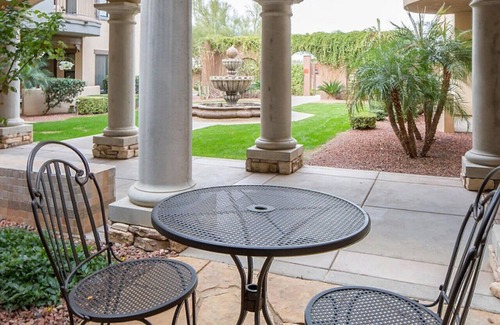 Cibola Vista Apartment | Beautiful Studio Apt in a great resort setting with fountains, courtyards, and pool with bar