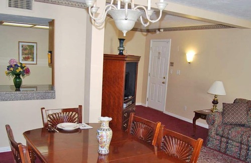 Downtown Salt Lake City Apartment | Beautiful studio unit at resort, sleeps 2