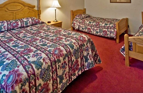 Downtown Salt Lake City Apartment | Beautiful studio unit at resort, sleeps 2