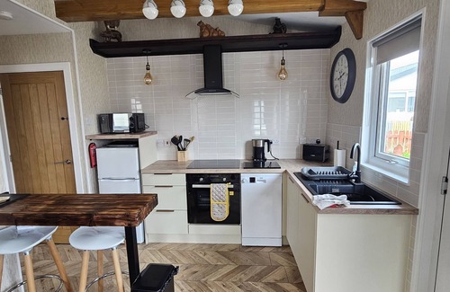 Bridlington Ski Chalet | Beautiful & Stunning 1-Bed Chalet in Bridlington