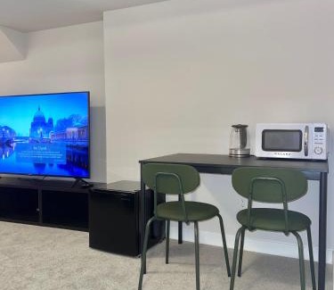 Ottawa Division House | Beautiful suite