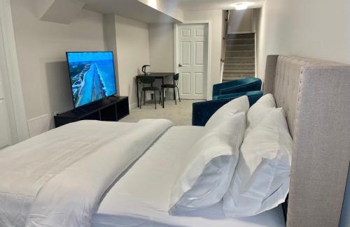Ottawa Division House | Beautiful suite