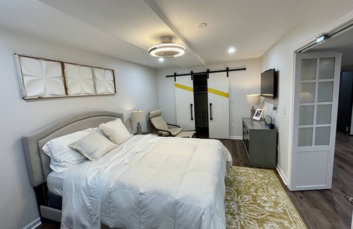 Roswell Apartment | Beautiful Suite nFound in Roswell in a beautiful exclusive community