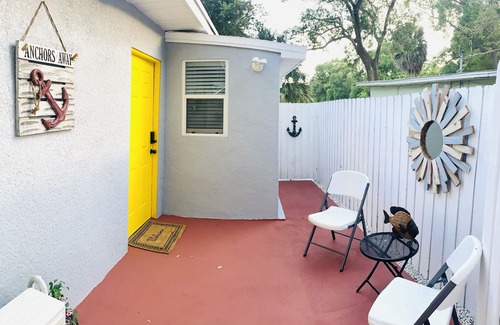 Tampa Apartment | Beautiful suite with separate entrance in Tampa