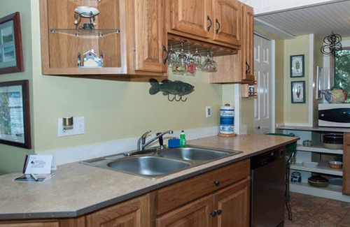 Town of Jerusalem Cottage | Beautiful sunrises with Crystal clear waters