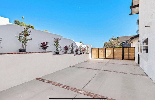 Rural Estates House | Beautiful Sunset home, 5 minutes from the beach, and hiking routes