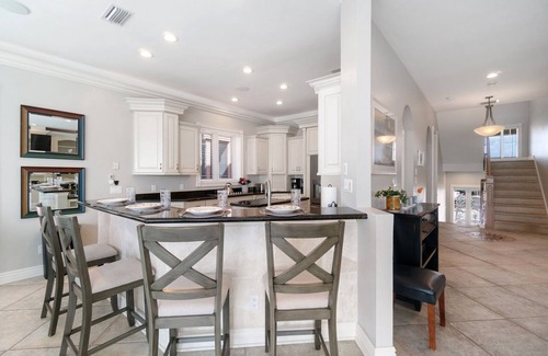 Bonita Springs House | Beautiful Sunset | Perfect Beachfront Pool Home | Sleeps 13