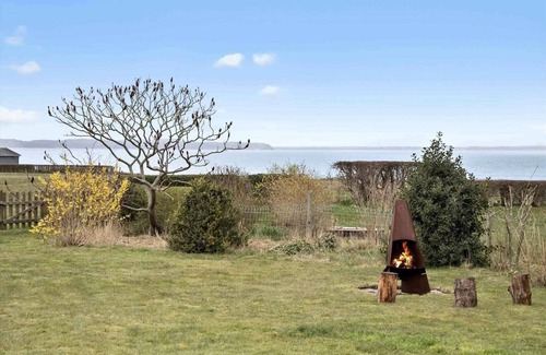 Middelfart House | Beautiful sunsets 100 meters from the beach