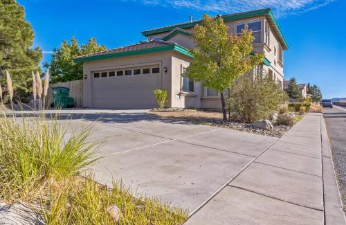 West University House | Beautiful Sunsets at 3BR Villa in Reno