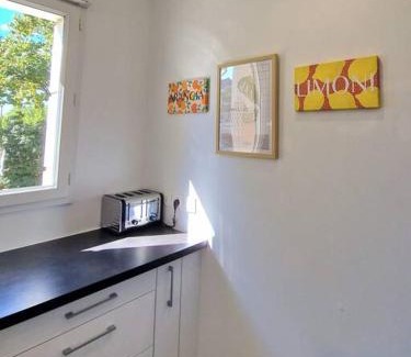 Le Plessis-Robinson Apartment | Beautiful T3, 10 min Paris, free parking