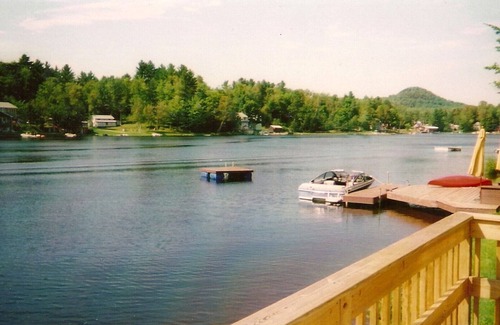 Eden Mills Cottage | Beautiful Teeny Tiny Cottage On Lake Eden, directly on the water front