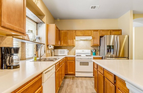 San Marcos House | Beautiful Texas home with inviting patio, washer/dryer & AC - great location