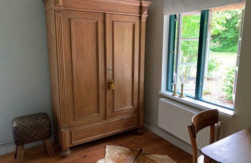 Behrensdorf House | Beautiful thatched roof, high quality furnishings, antiques, oven, garden