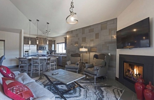 Bear Hollow Village Condo | Beautiful Top Floor Park City Condo
