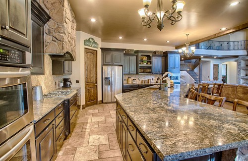 Show Low House | Beautiful Torreon Cabin Retreat in the Pines -20+