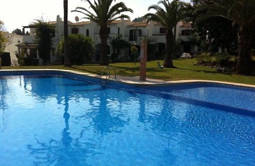 Pedreguer Apartment | Beautiful townhouse, comfortable and exterior, overlooking the garden.