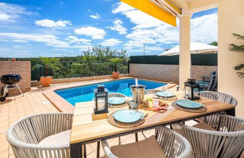 Ferragudo House | Beautiful townhouse in downtown Ferragudo