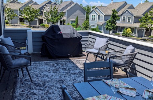 Seven Springs House | Beautiful Townhouse in The Villages of 7 Springsn