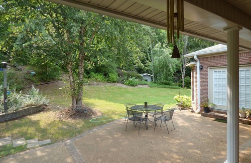 Twelve Oaks House | Beautiful "Twelve Oaks" home