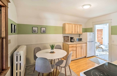 West Seventh Apartment | Beautiful Twin Cities Getaway < 3 Mi to Dtwn!