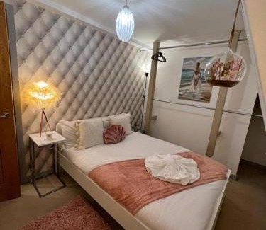 Fulham Broadway Apartment | Beautiful Two Bedroom Apartment In Fulham
