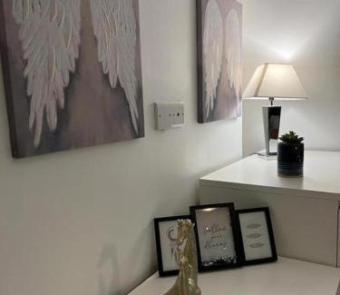 Fulham Broadway Apartment | Beautiful Two Bedroom Apartment In Fulham