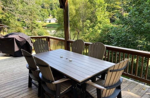 Tallmansville House | Beautiful updated River cottage in rural Upshur County. Backroads and backwoods for miles with high speed internet, four bedrooms and 3.5 baths.