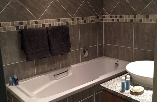 Centurion House | Beautiful Urban Townhouse In A Wonderful, Safe Neighbourhood