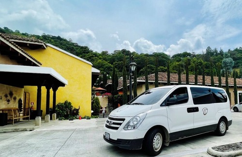 Antigua Guatemala Villa | Beautiful Villa Antigua Guatemala 1 km park, heated swimming pool shuttle parking