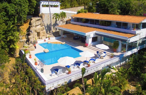 Acapulco House | Beautiful Villa with Pool and Bay Views in Acapulco