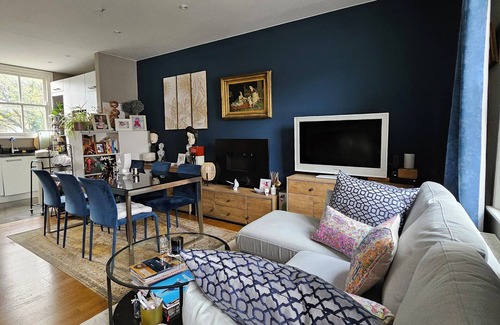 Fulham Broadway House | Beautiful Victorian in West Kensington. 3 Beds, 2.5 bath and a large terrace.