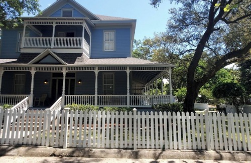 Southeast Pensacola House | Beautiful Victorian-style home - 15 min from beach