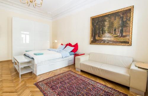 Josefstadt Apartment | Beautiful Viennese apartment